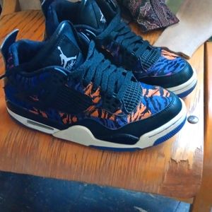 Air Jordans 4 GS Tiger Camo